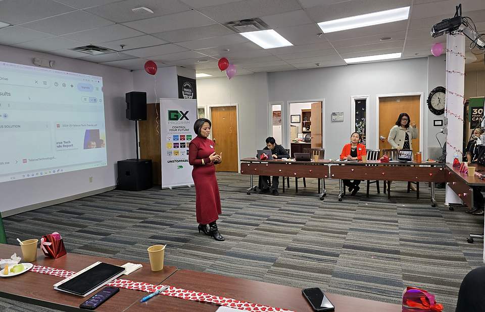 A SEEDS instructor teaching in the training room