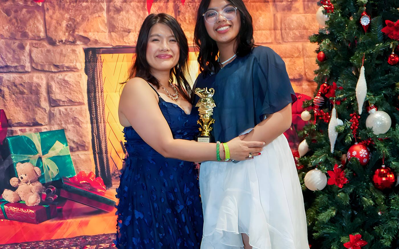 Award winner at the SEEDS holiday gala